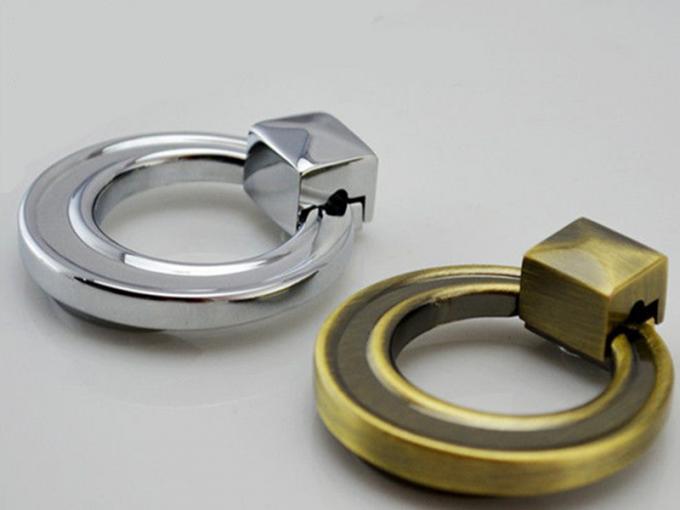 古典的な旧式な青銅色のキャビネット リング引き、43mm Dia亜鉛合金のレトロの家具のハンドル